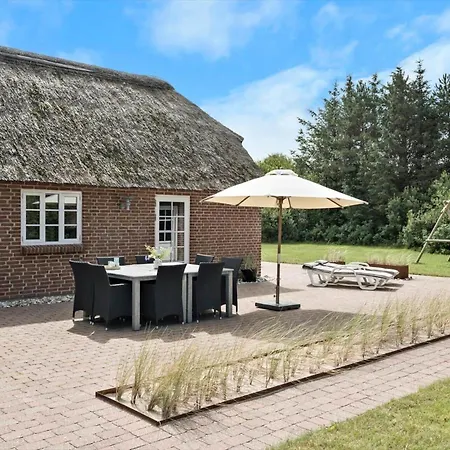 20795-ulfborg-fyrrebakken-6 بيت للعطل *