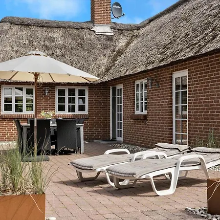 20795-ulfborg-fyrrebakken-6 بيت للعطل *